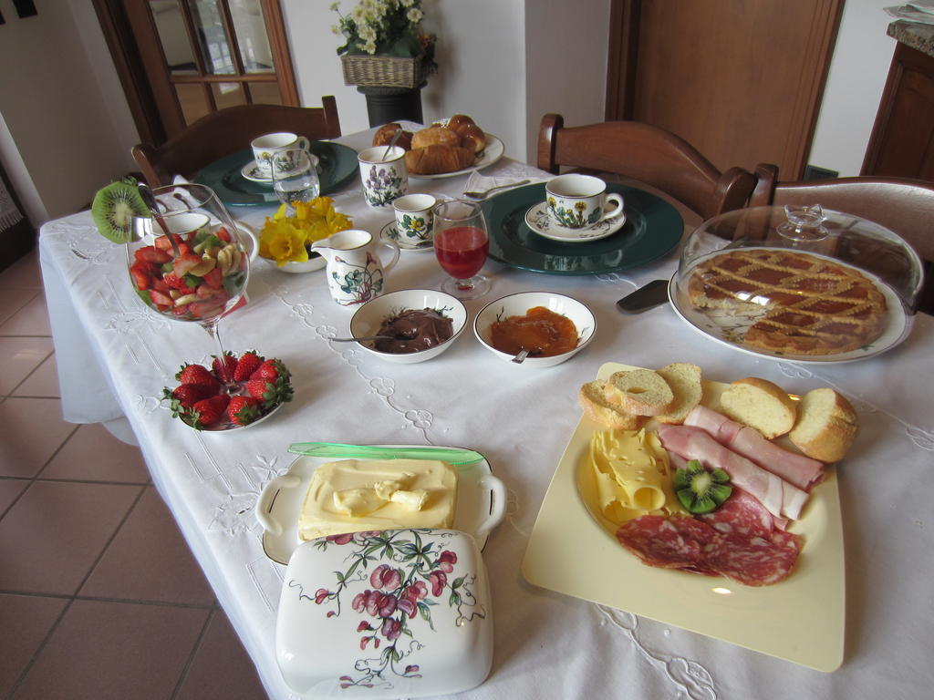 Marinella B&B Cornale Dış mekan fotoğraf